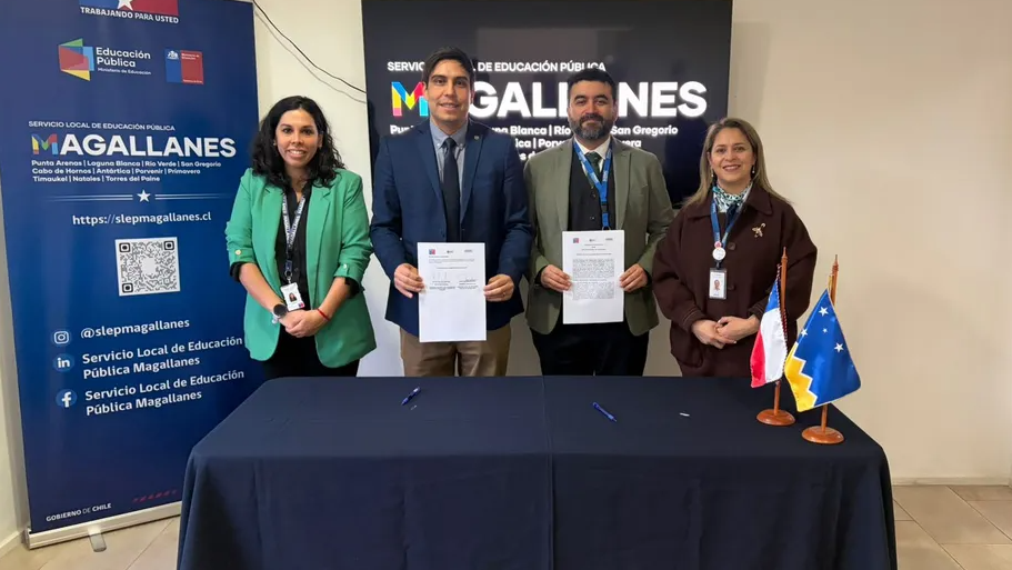 SERNAC firmó convenio con el Servicio Local de Educación Pública