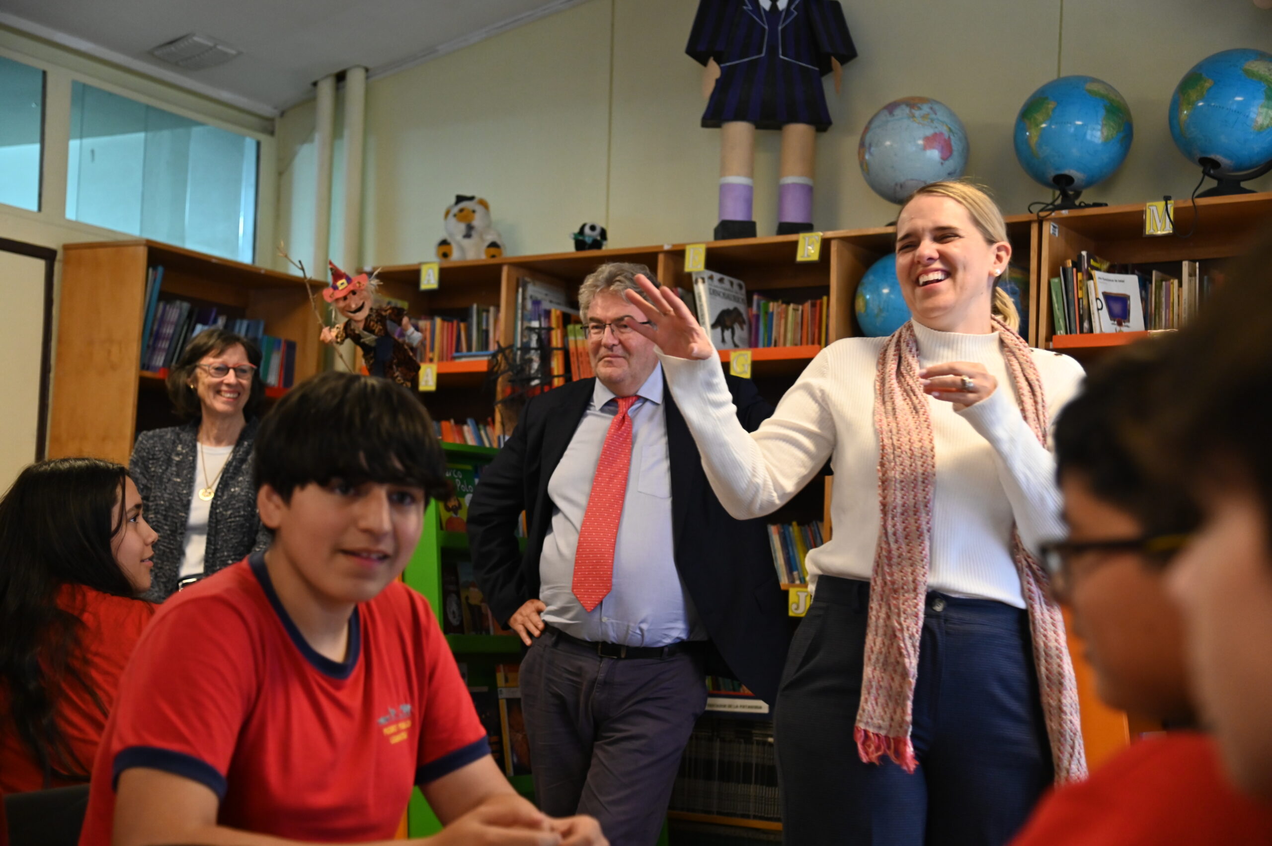 Comenzaron las clases de francés en tres establecimientos de la educación pública