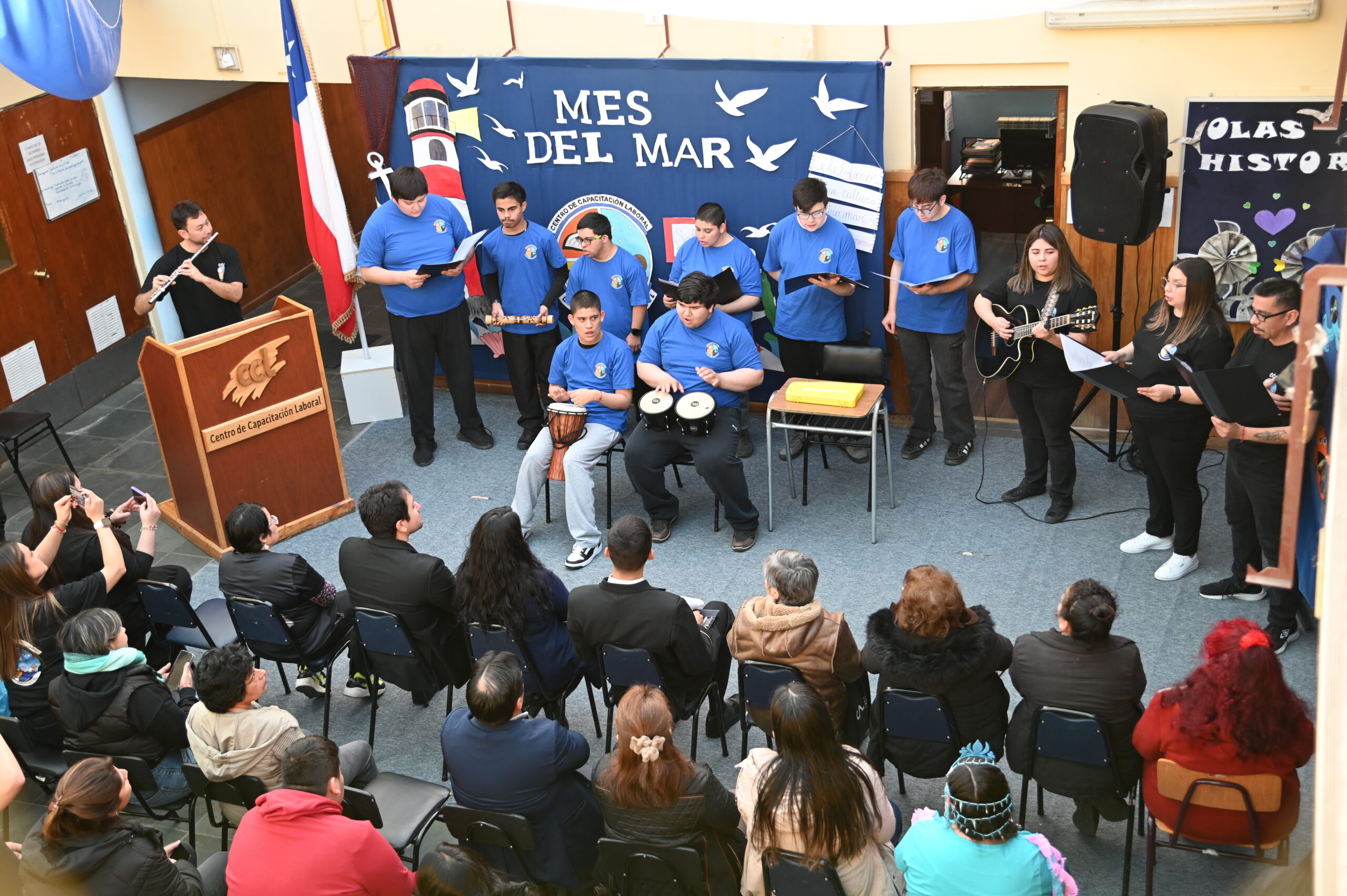 Centro de Capacitación Laboral del SLEP Magallanes conmemoró el Mes del Mar con acto artístico y muestra gastronómica